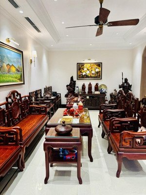 bán biệt thự đẹp tại ngọc thụy, bồ đề, long biên, 48 tỷ, dt 165m2, nhiều tiện ích. 