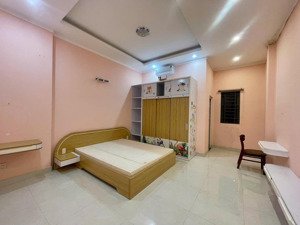 bán nhà cấp 4 đs 8. hiệp thành 3 - thủ dầu một.
giá rẻ hơn hàng xóm 700 triệu 5x20m gồm 2pn, 1wc