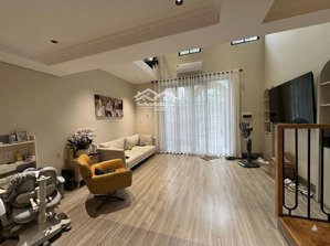 bán nhà đẹp 2 tầng đường phước trường gần hồ thấu, cách biển mỹ khê chỉ 500m