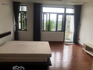 cho nữ thuê phòng trọ lầu 2 diện tích 25m², ban công thoáng, vệ sinh riêng, an ninh