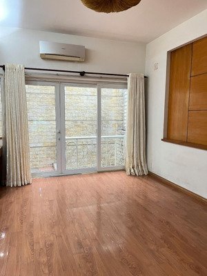 cho thuê nhà nguyên căn 3 lầu mặt tiền đặng thùy trâm , bình thạnh giá 35tr/th