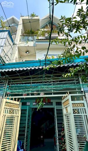 Nhà 4,5×14 đúc 3lầu Đường số 8, BHH B, B.tân (sát trạm thu phí)