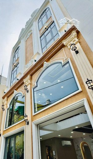 nhà ngang bề thế 11 mét ngay phan đình phùng -phú nhuận, giá 3tỷ850 cho thuê 26triệu, gần cầu kiệu