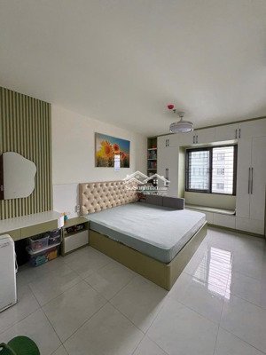 căn góc 3 phòng ngủ 78m2 hud đường 28 view pháo hoa sungroup full nội thất hiện đại giá chỉ 3,4 tỷ