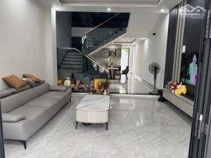 bán nhà 2 tầng 1 tum mặt tiền bùi xương trạch, khuê trung, cẩm lệ