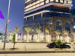 bán nhanh căn studio view vịnh nhận nhà luôn khai thác dòng tiền 8%/năm, full giá chỉ 2,2ty