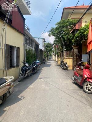 Trong đê nguyễn khoái bán 103M đất ô tô tránh kinh doanh hoàng mai