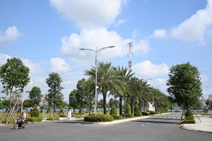 sống gần sài gòn, dân cư hiện hữu, hàng xóm eco retreat. đường rộng, sổ sẵn, pháp lý sạch