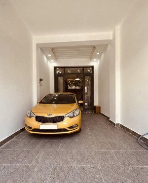 hẻm 8m thông , ngay emart phan huy ích , 57m2 , 4 tầng mới , nhỉnh 6 tỷ