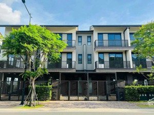 cần bán gấp npv 1 trệt 2 lầu giá 5.050 tỷ kđt waterpoint