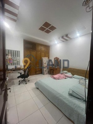 nhà 3 tầng - ngay phạm văn đồng - kha vạn cân - gần ga metro - hxh