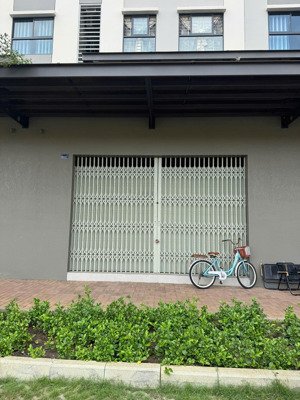 shophouse ehome waterpoint 89m2 và 17m2 sân giá 3,7 tỷ sổ hồng sẵn, vừa ở vừa kinh doanh