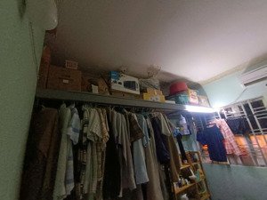 chdv lầu 2 có ban công, cửa sổ tại trần bình trọng p5 bình thạnh