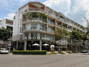 cho thuê cặp 2 căn nhà phố 11.4m x 20m, 5 tầng - 1.000m2 - hoàn thiện đầy đủ