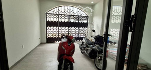 bán nhà chính chủ 3 lầu mới 100% ,hẻm ô tô ngay vạn phúc , thủ đức - chỉ hơn 6 tỷ ( tl )