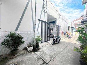 bán dãy minihouse 12 phòng gần đại học cần thơ diện tích đất trên 350m2