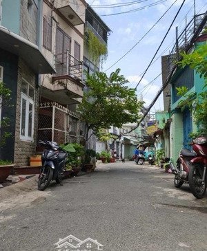 siêu phẩm tân phú nhà mới 3 tầng sát mặt tiền tô hiệu chỉ nhỉnh 5 tỷ