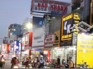 chủ giảm mạnh 1 tỷ bán nhà 3 tầng mặt tiền bà triệu huế