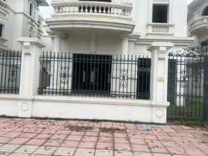 cho thuê biệt thự vườn cam 750m2 sàn - sát vành đai 3.5 - phù hợp làm kho, showroom, kinh doanh