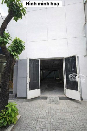 mặt tiền kd 8m có lề gần âu cơ lạc long quân 89m2 n4 nh 2 tầng giá chỉ 8.x tỷ