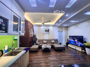 cần bán căn hộ 3p ngủ giá siêu rẻ tại toà gemme1