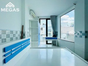 cho thuê phòng studio ban công , 28m2 , đường thành thái - gần vạn hạnh mall, cầu vượt 3/2 quận 10