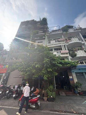 bán nhà 2mt đào duy từ quận 10- 4x18 nở hậu- 6 tầng - giá 29 tỷ tl