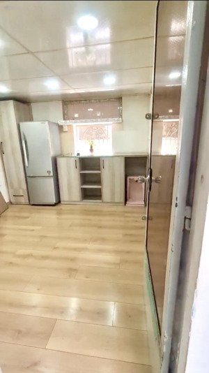 sống giữa trung tâm q5 chỉ 4,3 triệu/tháng | 2 phòng ngủ riêng biệt