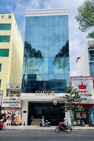 cho thuê toà nhà mt ba tháng hai q10 10x30m hầm 7 lầu tm 290tr