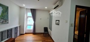 bán khách sạn 2 mặt tiền đường đống đa, góc lý tự trọng, trung tâm du lịch đn