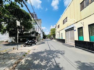 đất oto tránh nhau ngay moonlight đặng văn bi_thủ đức_ngang 5m_có vỉa hè_gần ga metro