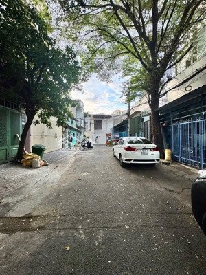 nhà nát 102m2 (6x18) - 20 tỷ - đường võ oanh (d3). đường nhựa 12m - ngã tư hàng xanh.