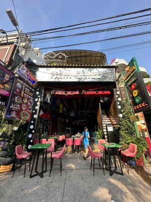 view bitexco 300m2 7mx27 2 tầng mt nguyễn văn hưởng