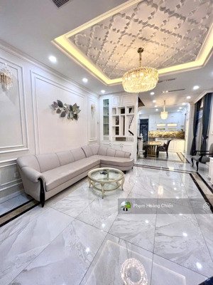 chỉ 40 tr/ tháng nhà phố góc 2mt, dt8.4x20m 1 trệt 3 lầu lakeview city, full nội thất.lh 