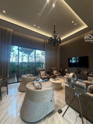 cho thuê căn hộ 4pn define 325m, sân vườn riêng, tầng hồ bơi, full nội thất, giá 6.500$/tháng