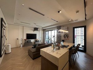 bán căn hộ green park tower - dương đình nghệ, diện tích: 100m2, 3pn, giá: 9 tỷ. lh: 