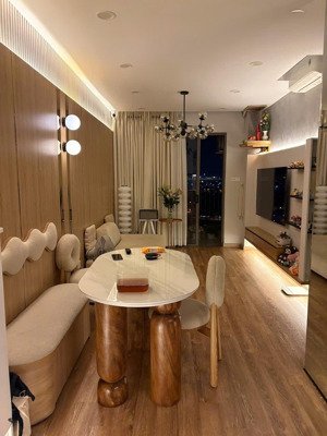 chính chủ cần bán nhà đẹp the sun tháp s6 - 6,1tỷ - full nội thất cao cấp