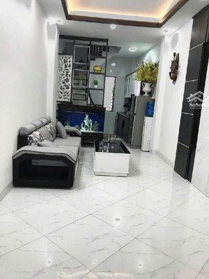 nhà đẹp ở ngay sổ nở hậu -37m-5t-hơn 8đ