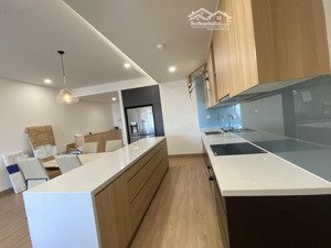 bán căn hộ star city lê văn lương 160m2, 3 ngủ, full nội thất xịn, giá 16 tỷ.lh 