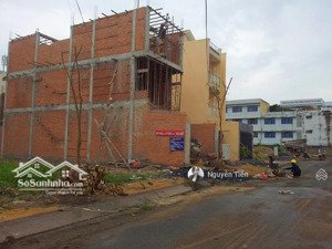 bán lô đất góc 2 mt giá đầu tư khu vip tên lửa, dt: 9x19.5m, giá 18 tỷ tl, sổ hồng dầy đủ.