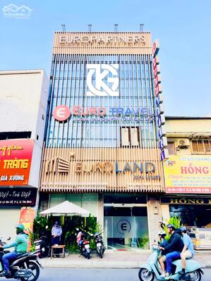 Cho Thuê Nhà Mặt Tiền: 352-354 Lê Văn Sỹ - Quận Tân Bình - 7x24m, 3 tầng