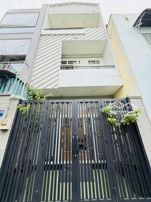 bán gấp 9,9 tỷ. nhà hẻm 5m trần hữu trang, phú nhuận 63,8m² xây 1 trệt 2 lầu. sổ hồng riêng