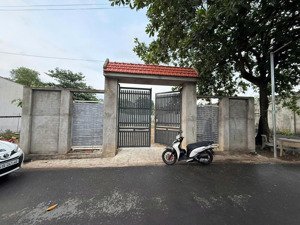 chính chủ bán cặp đất vị trí tiềm năng đường ống nước. xây căn hộ dịch vụ tốt dt 10x36m full thổ