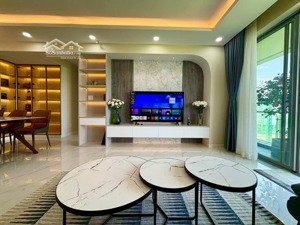 cần cho thuê gấp căn hộ 3pn scenic valley phú mỹ hưng nhà đẹp , lầu cao view thoáng giá cực tốt .