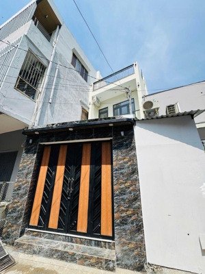 nhà âu cơ hẻm xe hơi 3 tầng chỉ 9,5 tỷ. khu này hiếm nhà bán!