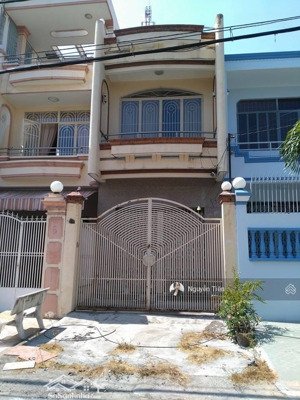 nhà mtkd giá rẻ gần chợ đông đúc đường phùng tá chu,dt: 3.6x13m, 1 lầu, giá : 5.98 tỷ tl, sổ hồng .