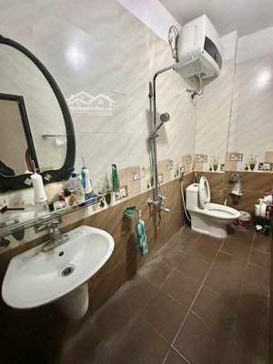 bán nhà cuối đường bà triệu, gần chợ hà đông 38m 5 tầng đẹp chỉ 7,5 tỷ