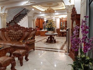 bán gấp biệt thự vinhomes the harmony, khu hồ nguyệt quế, dt 90m2, full đồ, giá: 41 tỷ, bao phí