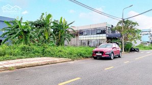 bán đất dĩ an với giá thỏa thuận có 150m2 gần khu dân cư tiện kinh doanh, sổ hồng riêng