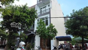 chính chủ bán nhà mt sát góc ngã tư, gần sông hàn ( giá chỉ nhĩnh 8 tỷ )